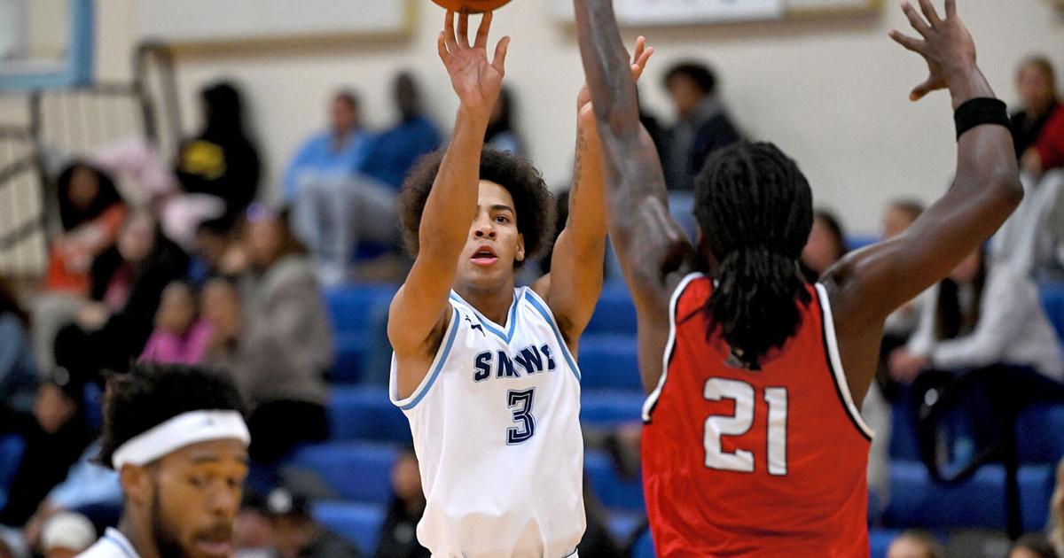 SMWC men’s basketball surges past St. Xavier behind trio of 20-point performances | Sports