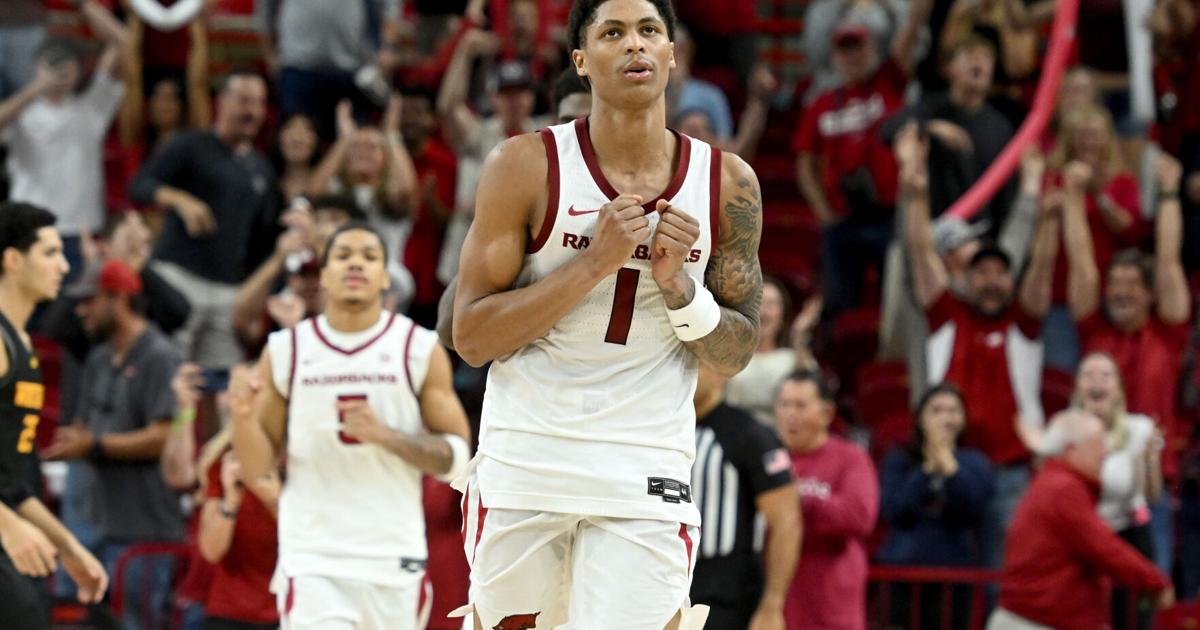 Thomas scores 26 point as No. 21 Arkansas rallies past Winthrop 84-83 | Basketball