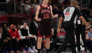 Bulls' Kevin Huerter ejected for tapping ball that hits referee Che Flores in the back | National Sports