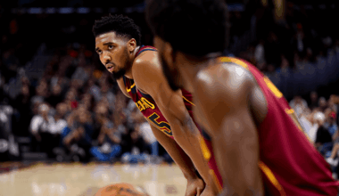 Cavaliers aim to stop Raptors' 7-game winning streak after 0-2 start in head-to-head matchup