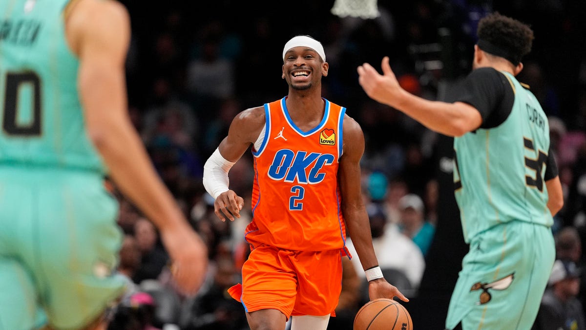 Live updates, highlights for Saturday's game