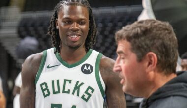 Cavs agree on 2-way contract with Akron native Chris Livingston