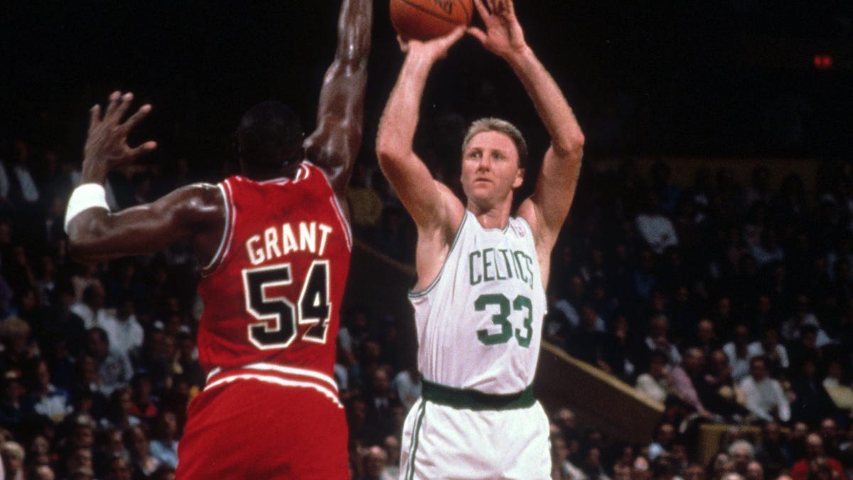 Larry Bird, Boston ghosts, Celtics grail stories y Expensive Basketball