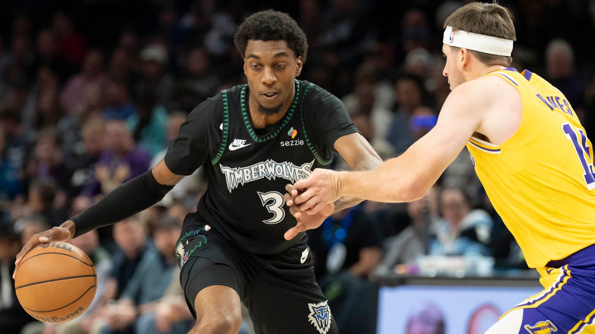 Jaden McDaniels Ties Career High With 30-Points in 116-115 Loss