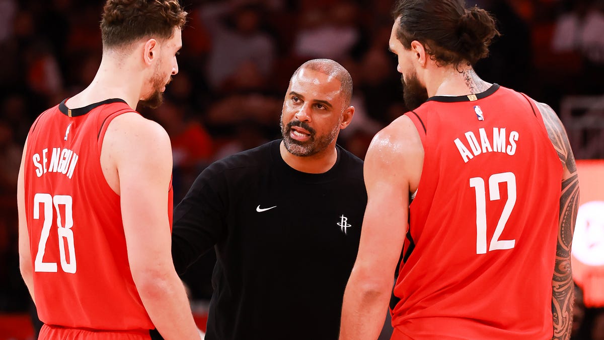 Zach Lowe on ‘double big’ Rockets