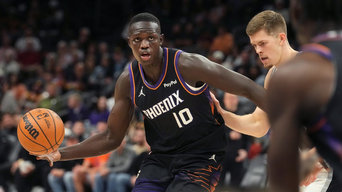 Suns' Maluach, Fleming lose in G League team home opener