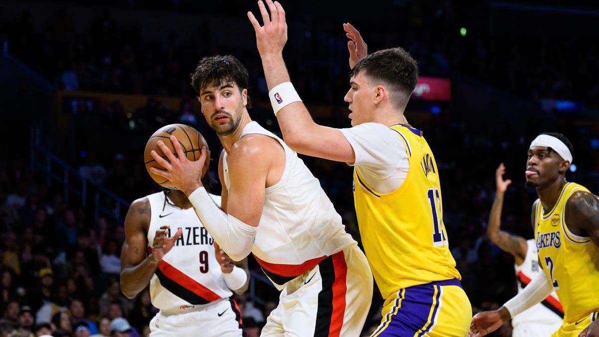 Lakers at Trail Blazers odds, picks and predictions