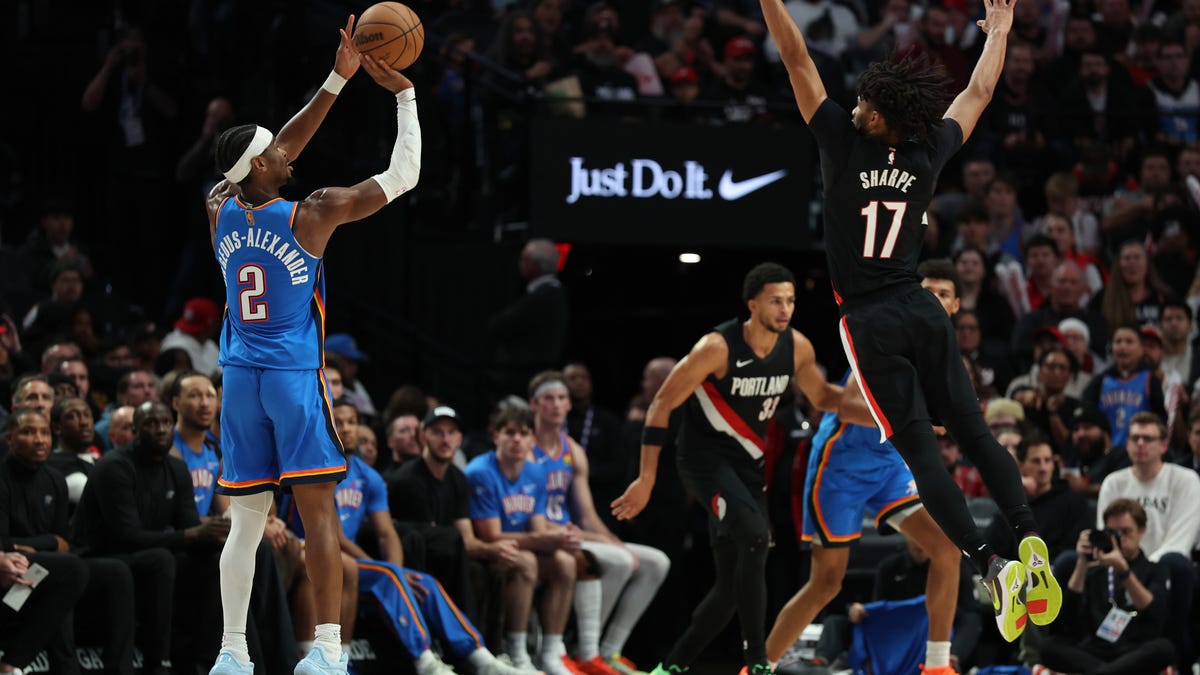 Thunder fall apart in 121-119 loss to Trail Blazers