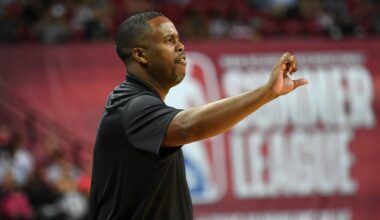 Former NBA player Damon Jones pleads not guilty in gambling case