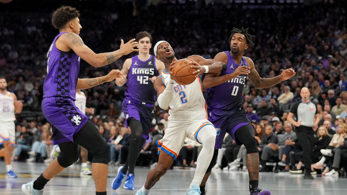 Best images from Thunder's 132-101 win over Kings