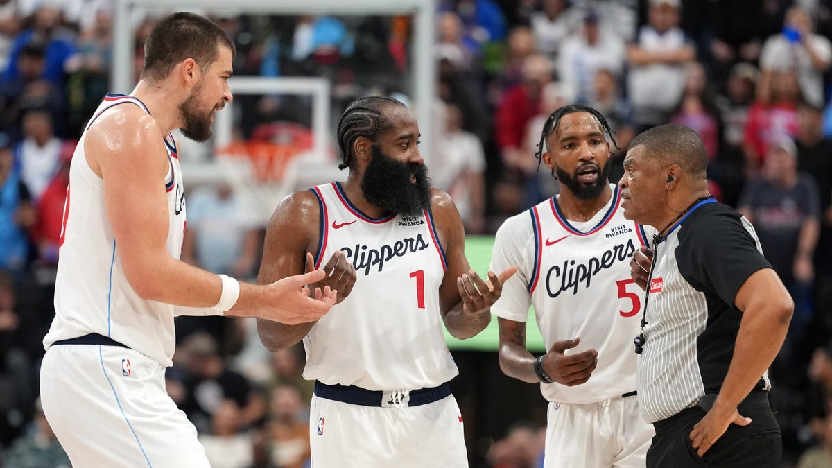 Hawks at Clippers odds, picks and predictions