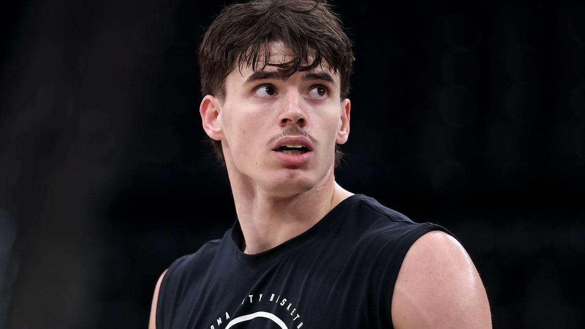 Why donating blood is important to Brooks Barnhizer, plus NBA thoughts