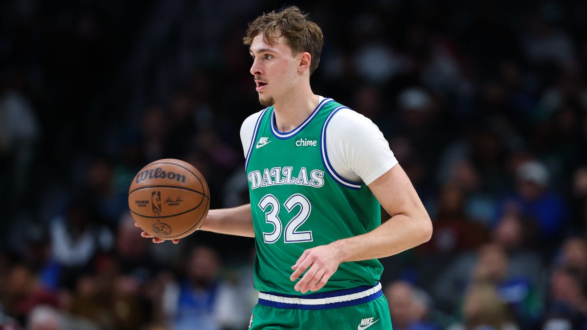 Suns at Mavericks odds, picks and predictions