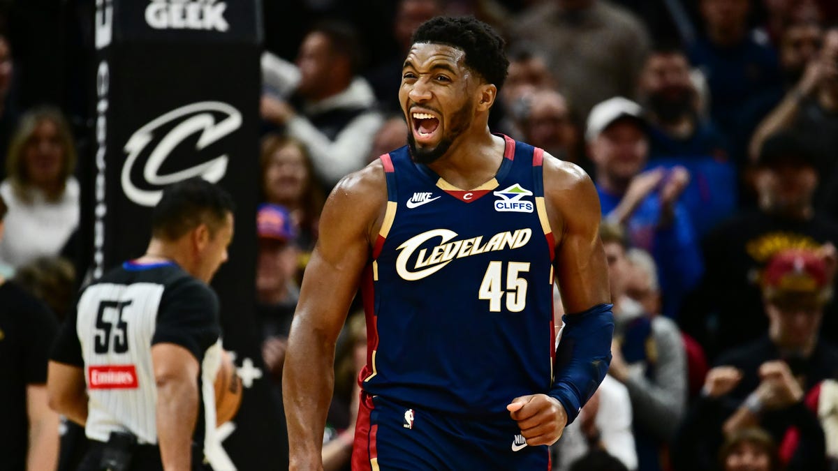 Is Cavaliers star playing against Heat?