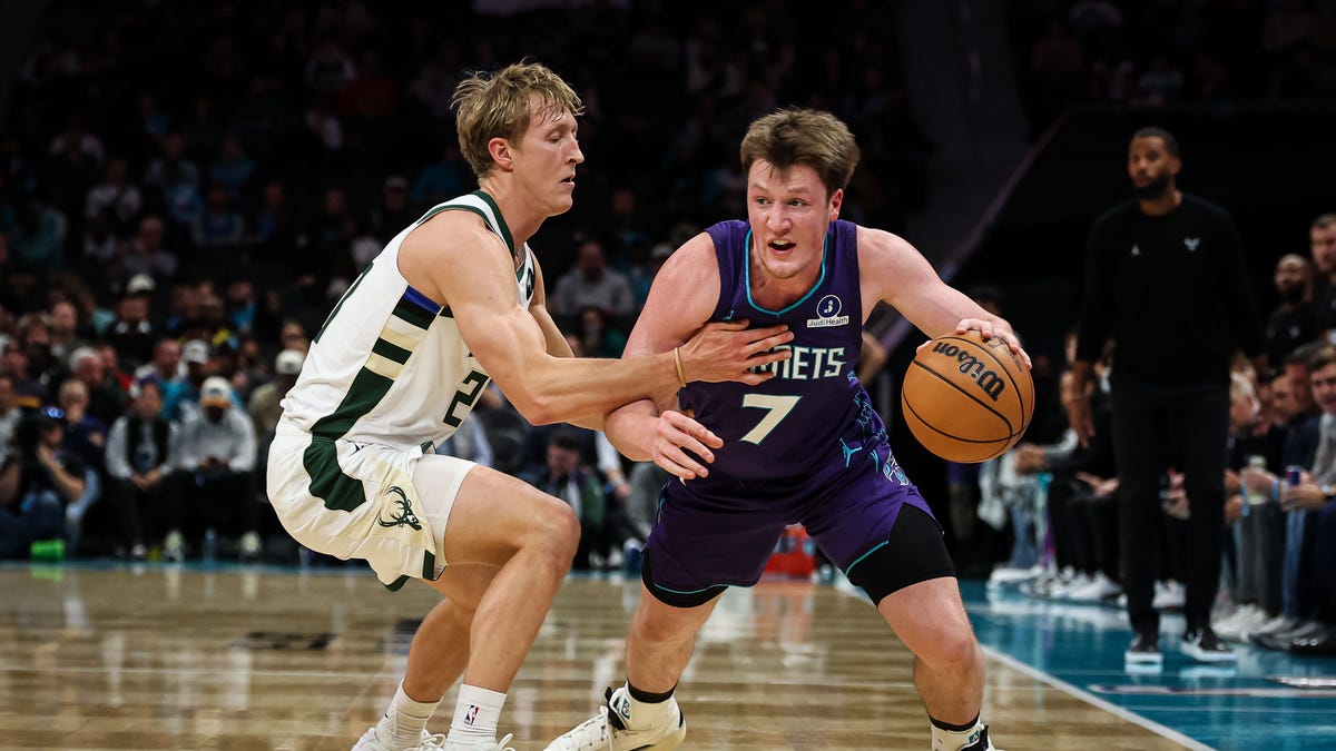 Watch Bucks vs Hornets tonight; TV channel, time, streaming