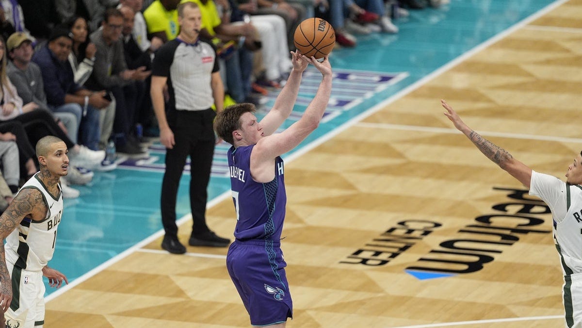 Milwaukee Bucks vs. Charlotte Hornets odds, tips and betting trends