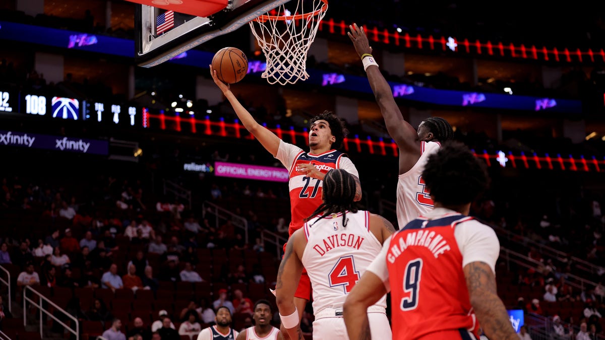 Will Riley scores 17 points on G League assignment