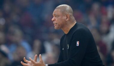 Austin Rivers interviews dad Doc Rivers before Bucks-Cavs game