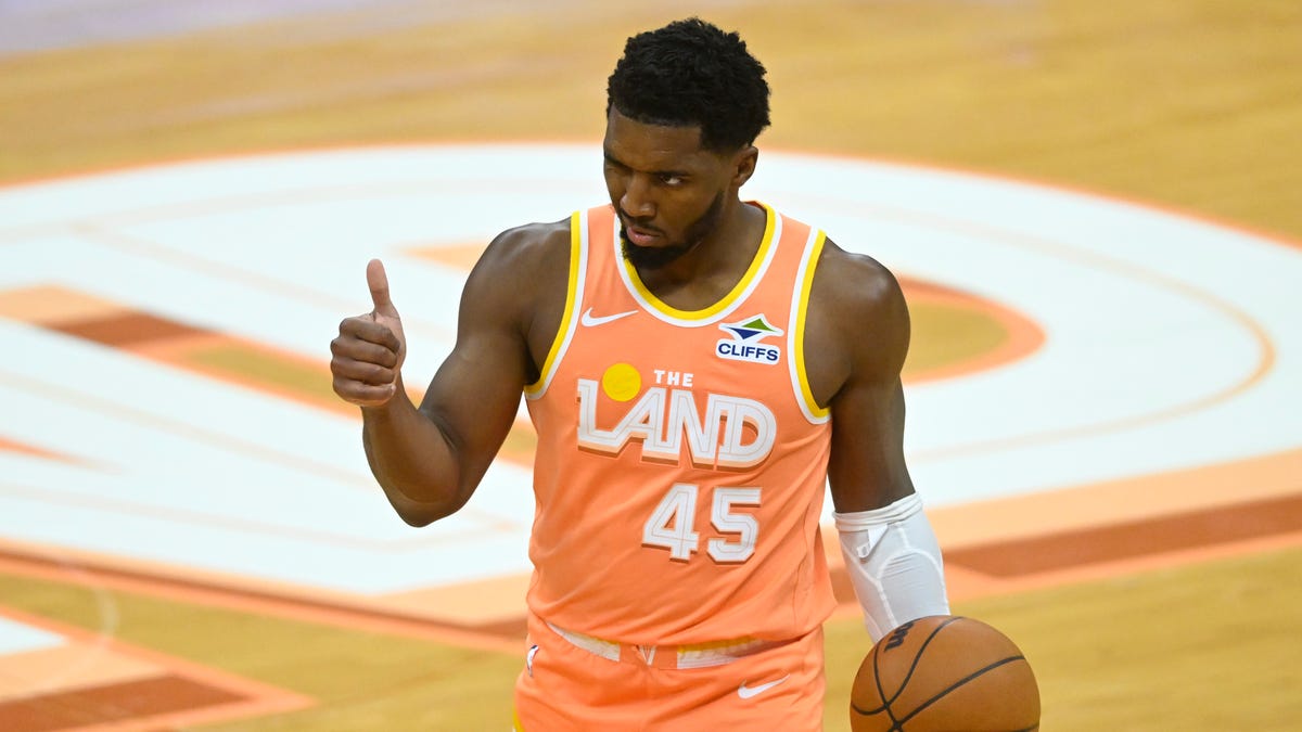 Cleveland Cavaliers fined for sitting Donovan Mitchell, Evan Mobley