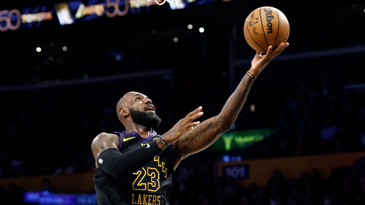 LeBron James stats, points tonight, Lakers vs Jazz highlights