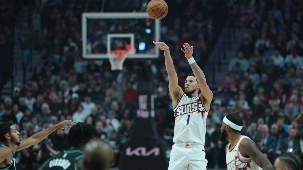 Phoenix Suns fans not thrilled with late game times on NBC