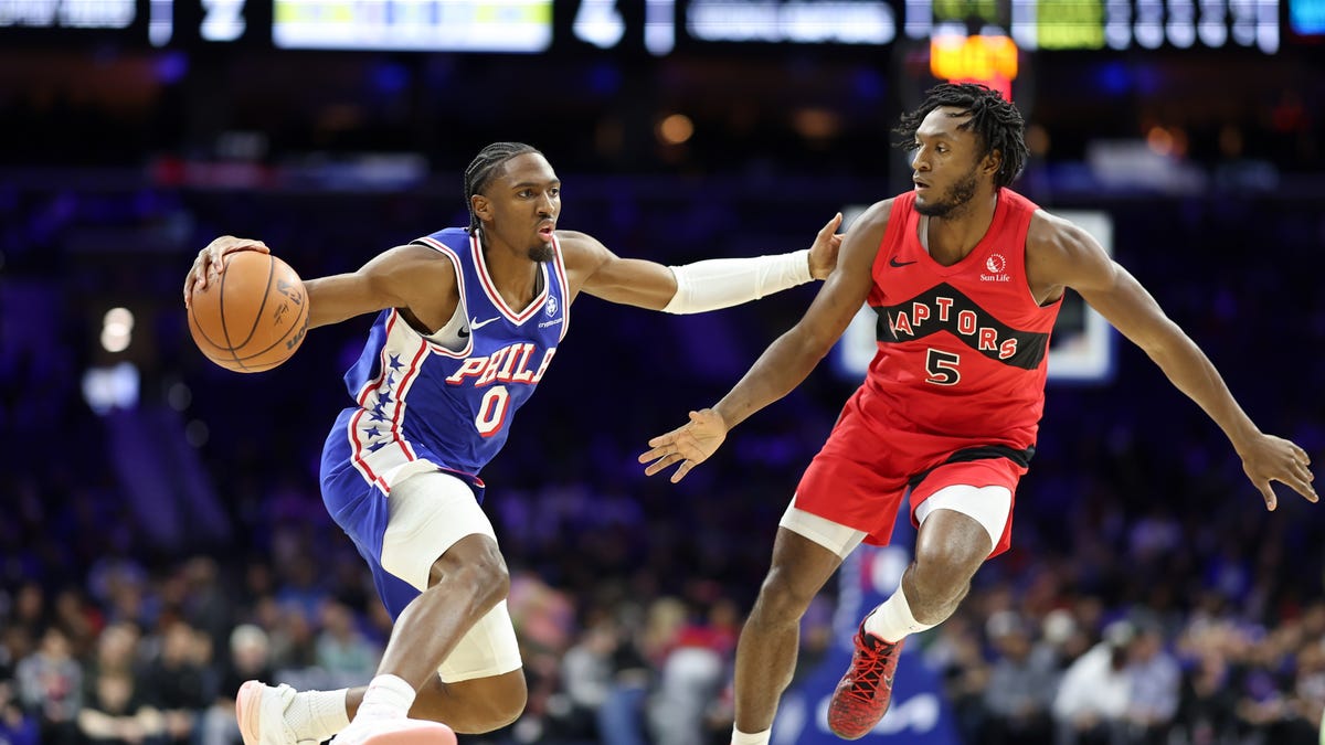 Tyrese Maxey, 76ers unable to cool down red hot Raptors