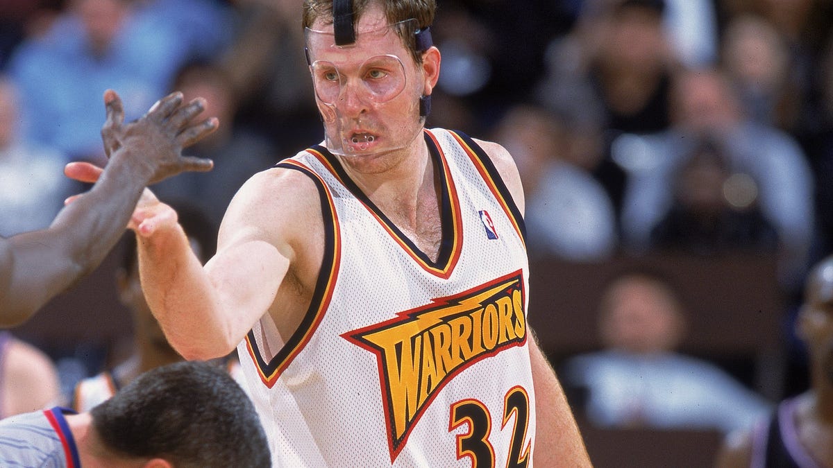 Warriors jersey history - No. 32