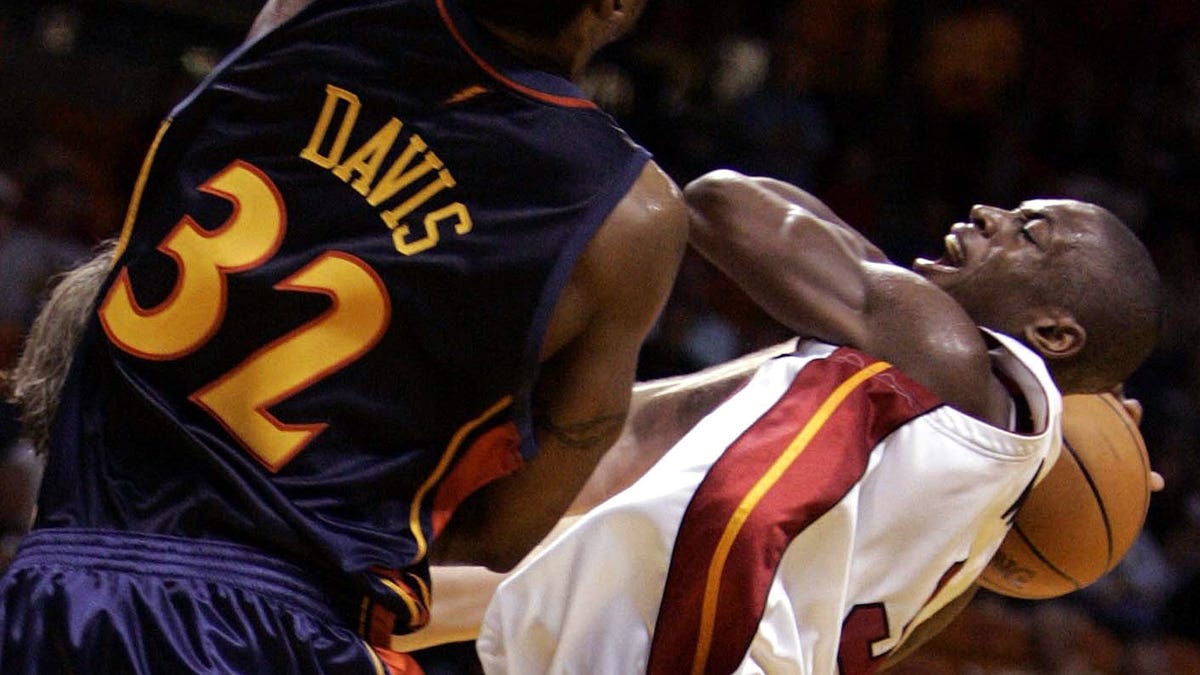 Warriors jersey history - No. 32