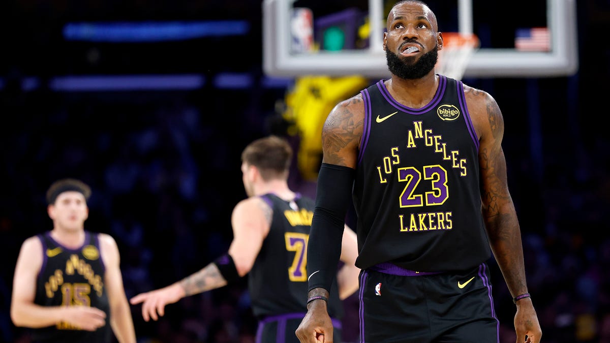 LeBron James on fitting in with the Lakers
