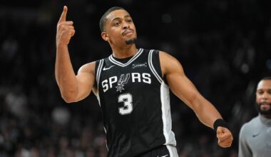 Hawks at Spurs odds, picks and predictions