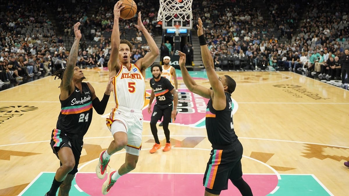 Phoenix Suns vs. San Antonio Spurs odds, tips and betting trends