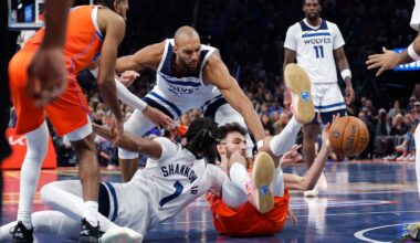 Best images from Thunder's 113-105 win over Timberwolves