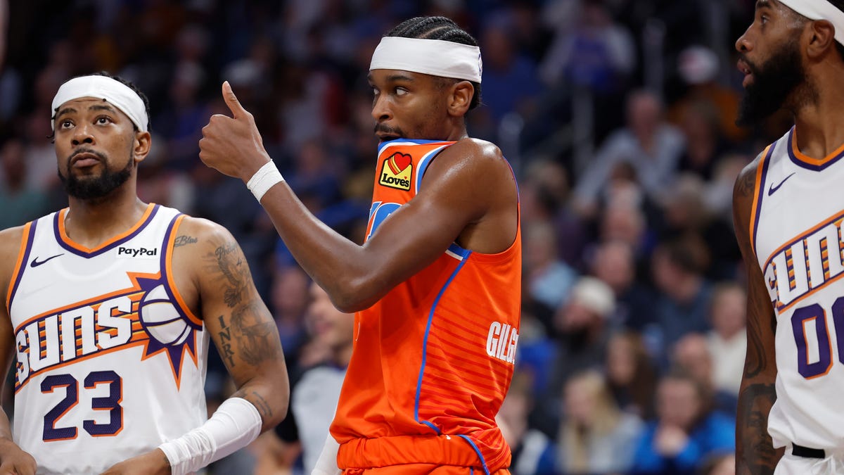 Best images from Thunder's 123-119 win over Suns