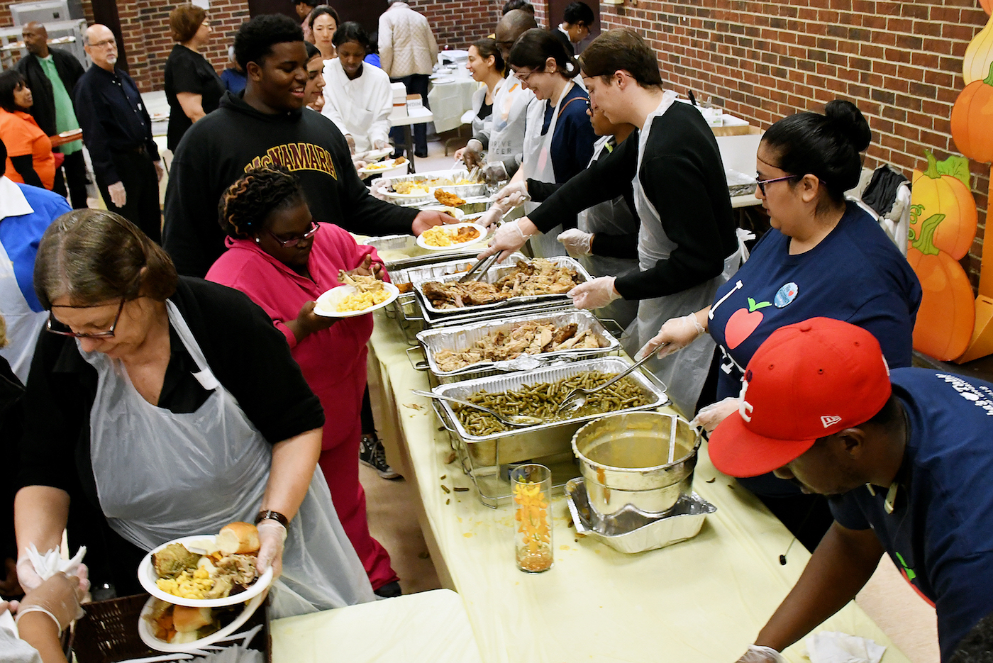 Wizards and Mystics to distribute goods for Thanksgiving