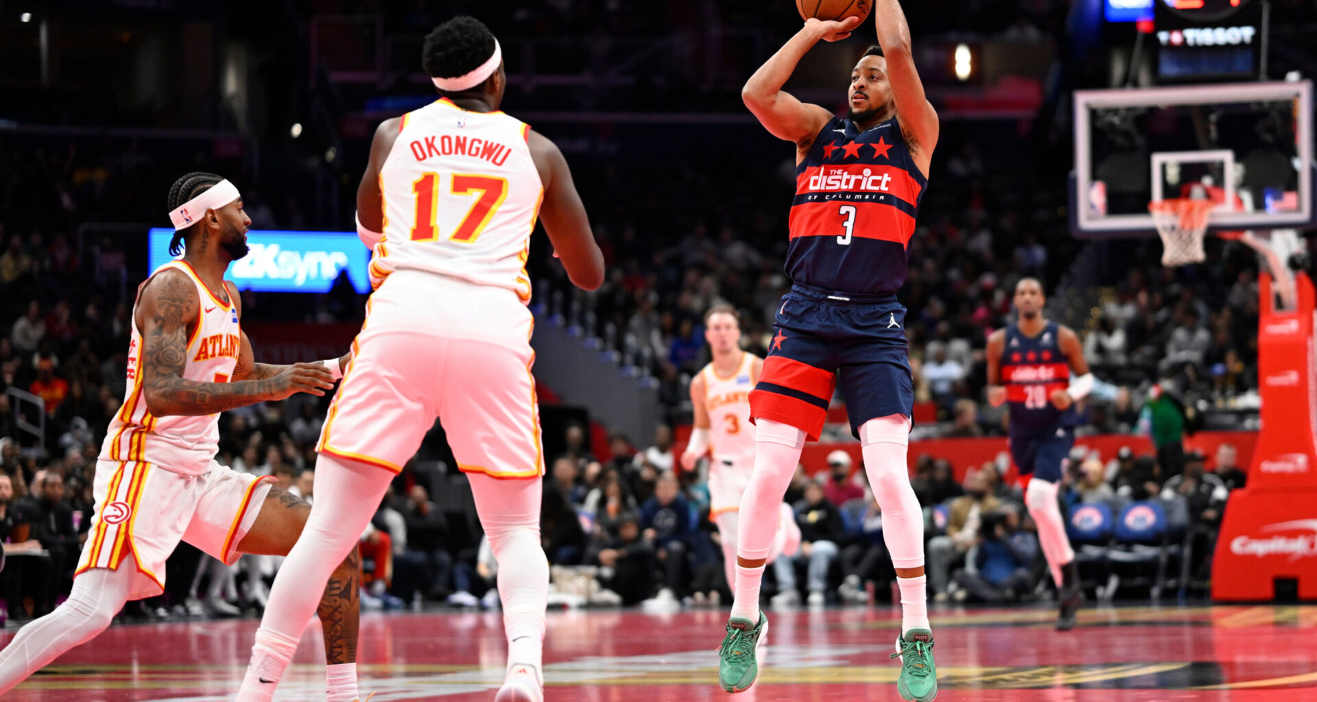 McCollum scores 46 as Wizards snap 14-game skid with 132-113 win over Hawks