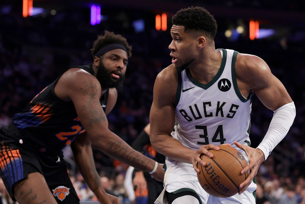 Knicks advance to NBA Cup quarterfinal with 118-109 win over Bucks