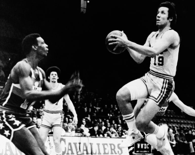 Lenny Wilkens in action.