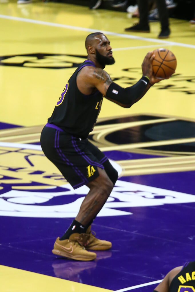 LeBron James Comes Back In Victory Over Utah Jazz