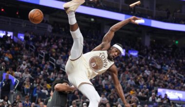 Jimmy Butler avoids injury in fall during Warriors' win over Pelicans