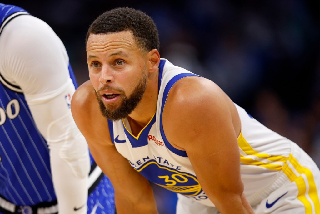 Steph Curry shreds Magic, but not enough