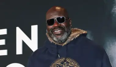 Shaquille O’Neal reveals why he has so much trust in the Warriors’ veteran starting five during the playoffs