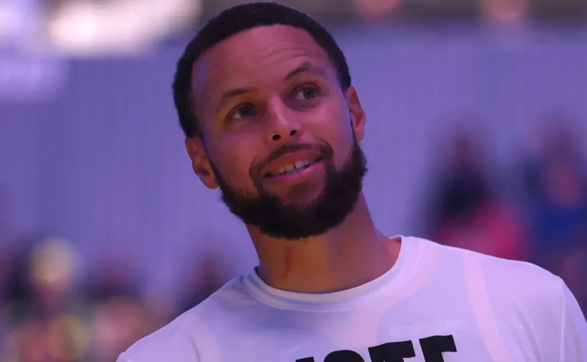 Is Stephen Curry playing today, Nov. 5, for Golden State Warriors vs Sacramento Kings?