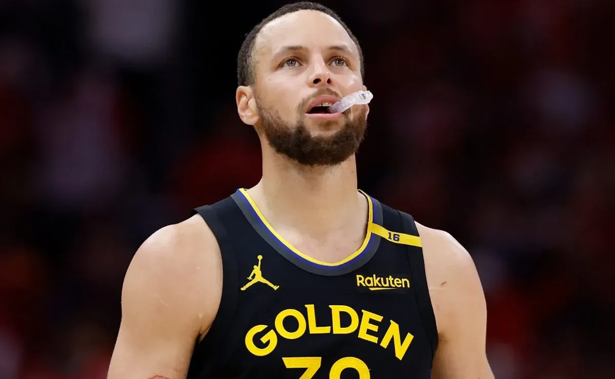 Warriors’ Stephen Curry makes a major statement about how the team is playing