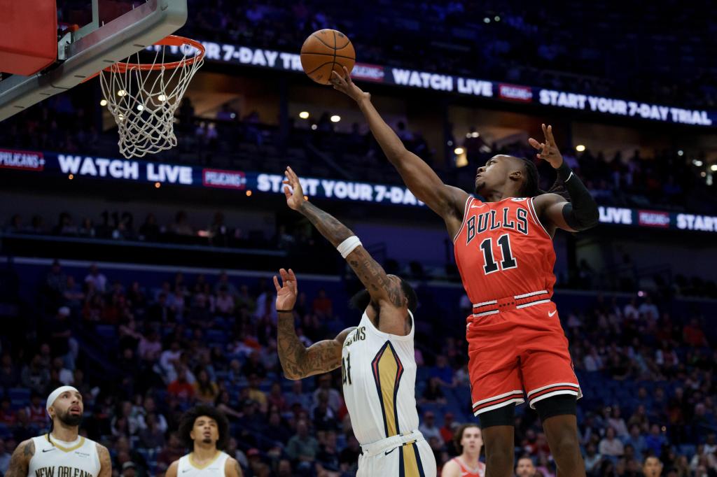 Chicago Bulls lose 143-130 to New Orleans, giving the Pelicans’ interim coach his first win – Chicago Tribune