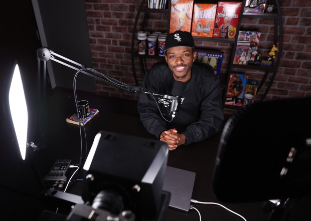 Kenny Beecham poses for a portrait on the set of "Small Ball with Kenny Beecham" at Enjoy Basketball in Oak Brook on Tuesday, Nov. 11, 2025. (Talia Sprague/for the Chicago Tribune)