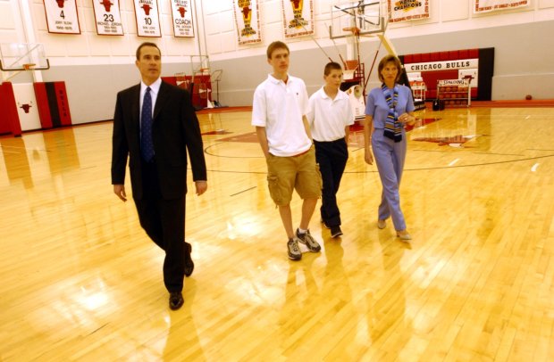 New Bulls GM John Paxson Paxson, his wife Carolyn, and...