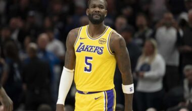 Good News For Lakers: Almost Full Strength For Mavericks Showdown