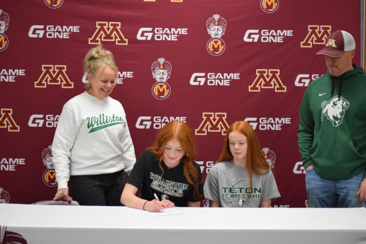 Knutson to continue basketball career at Williston State | News, Sports, Jobs