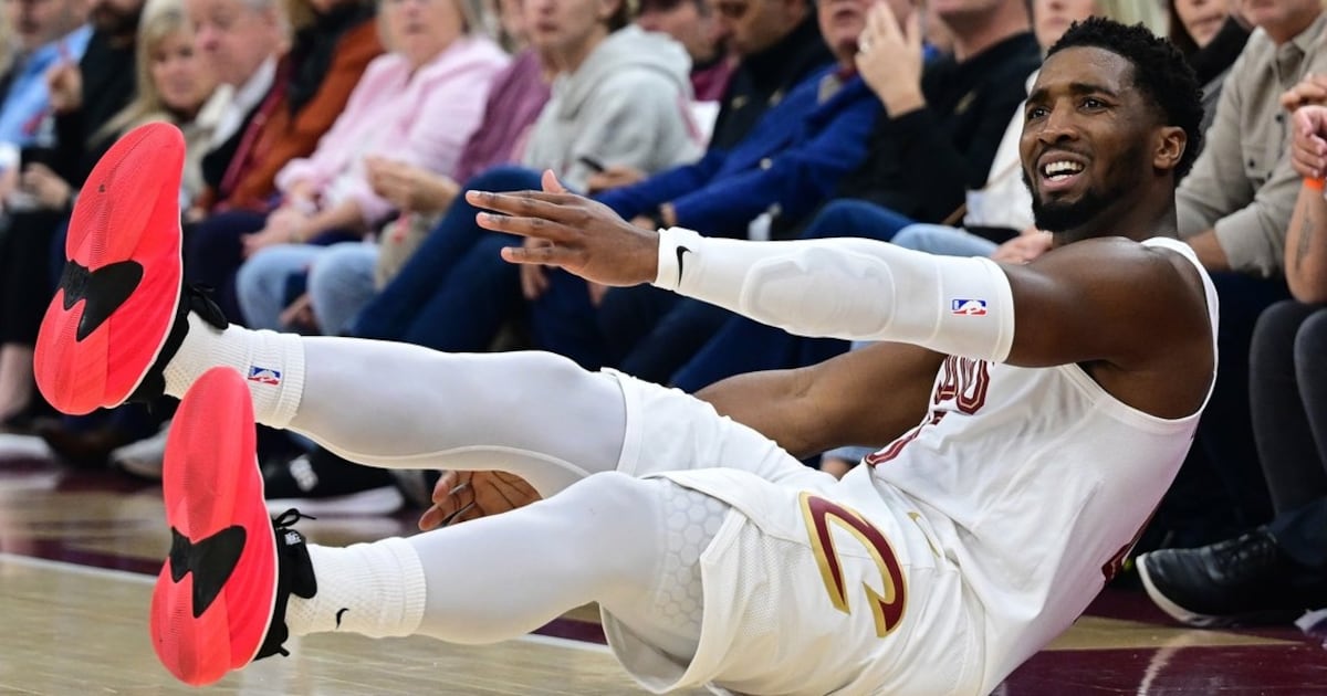 Cleveland Cavaliers fined $100K for resting Donovan Mitchell, Evan Mobley