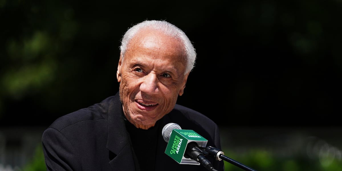 Hall of Famer, legendary Atlanta Hawks coach Lenny Wilkens dies at 88